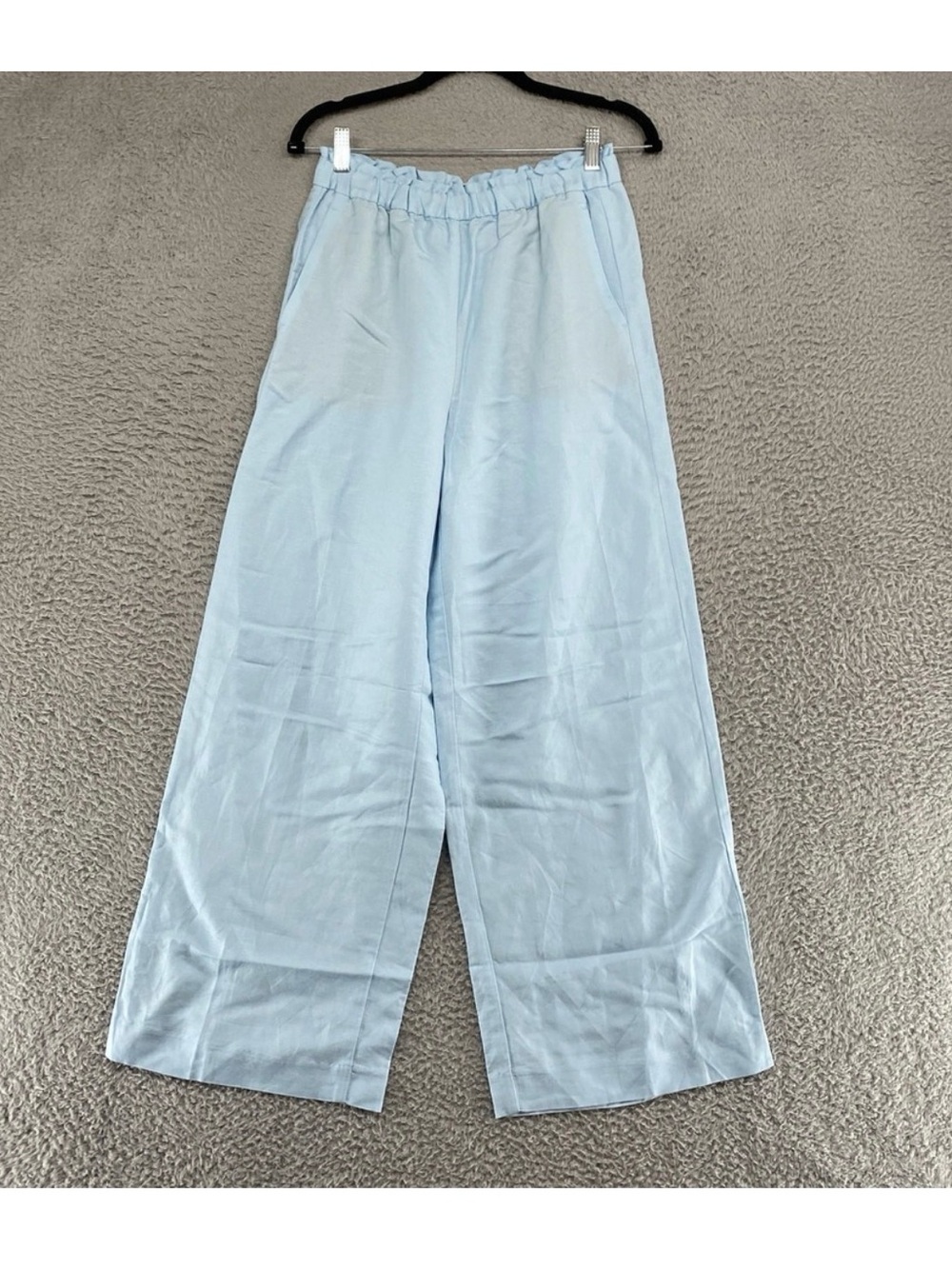 Wide-Leg Elastic Waist Pants in Soft Blue